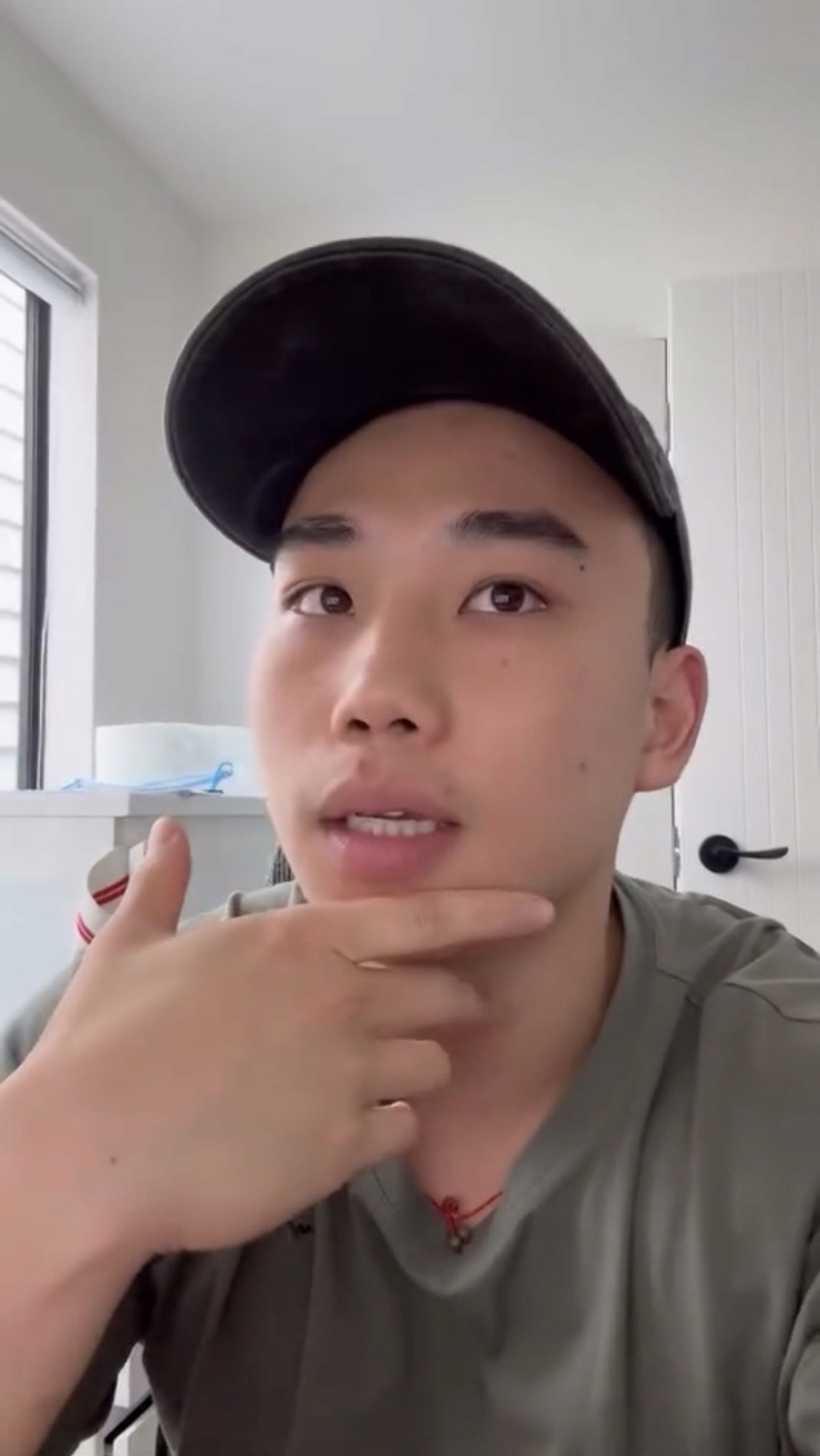 Sean Zhou sharing their coaching experience